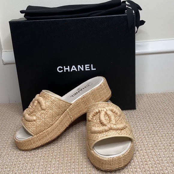CHANEL Shoes - Authentic RARE Chanel Raffia Mules/Slides Sz:39